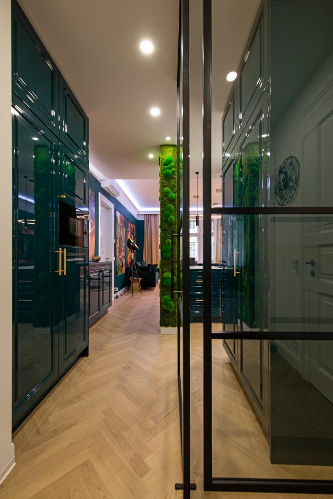 Luxusni Designovy Emotion Se Saunou V Srdci Kralovskych Vinohrad * Praga
